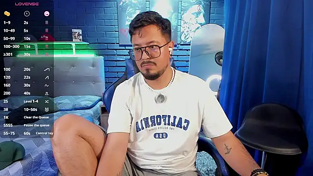 DaviidEvans_ live cam on StripChat