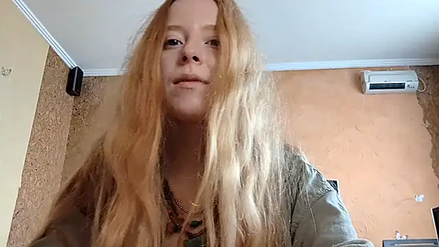 KateVibe_01 webcam