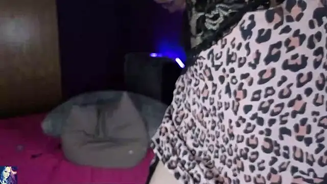 Milla4you_ webcam