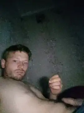 Uyriigdh live cam on StripChat