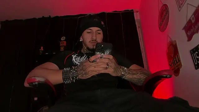 the_beast_master_ webcam