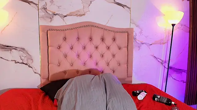 Suxan_White_ webcam