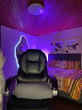 Isabella18_pink webcam