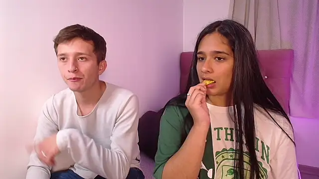 mae_nathan_ webcam