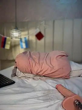 hannahst_ webcam