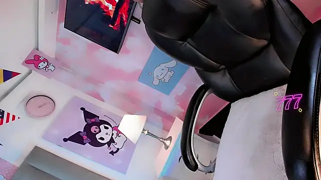 EmmaSweet23 webcam