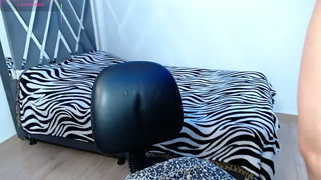 paula_lopez__ webcam