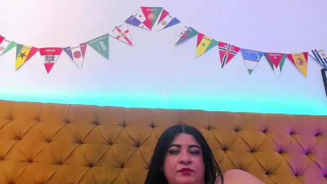Katty_West webcam
