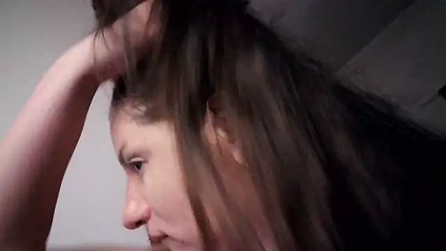 AnnyelinnaLove webcam