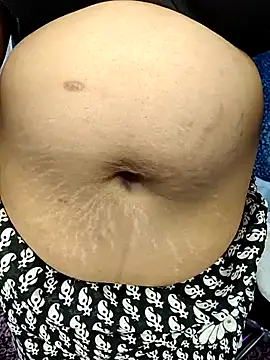 Curvy_Pooja webcam