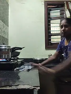 yamini1431 webcam