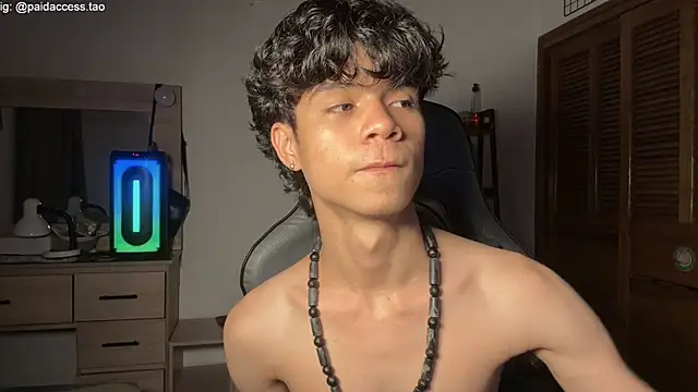 OopsAgain_ webcam