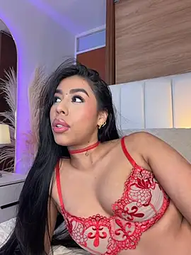 Rossie_Blooms live sex cam