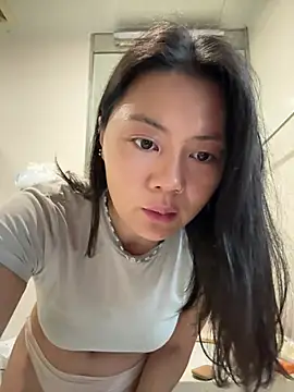 ruanruan05 webcam