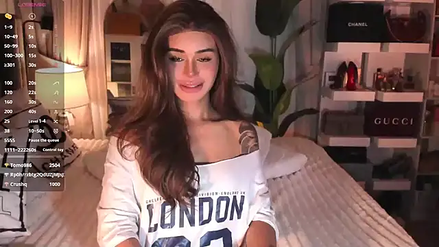ParisianDoll Live Web Cam Show