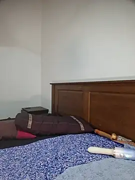 naughtyjaanu webcam