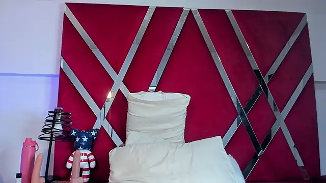ninaht webcam