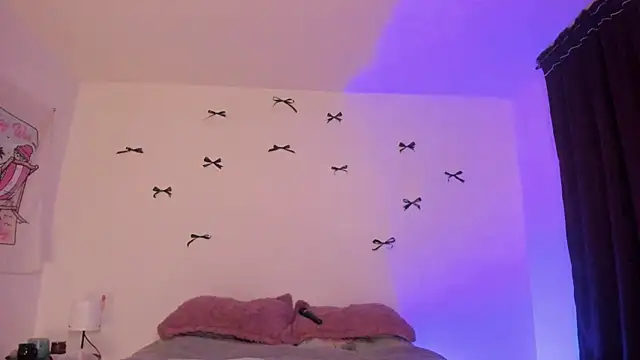 Alessamoth webcam