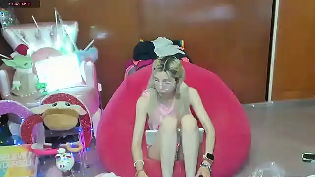 Skinygirl webcam