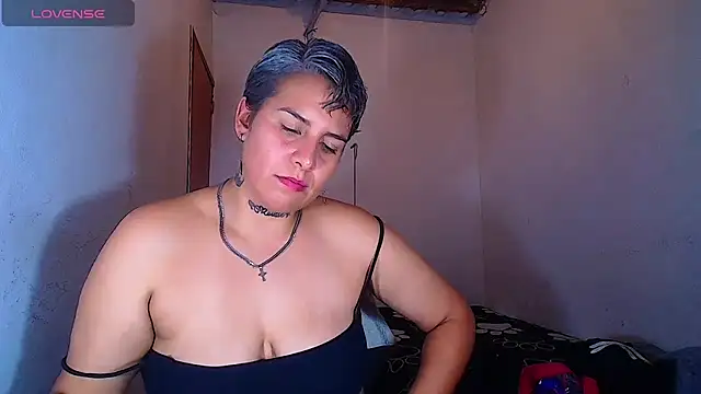 Yessi_rousse webcam