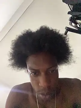 Larry-n-clouds Live Web Cam Show