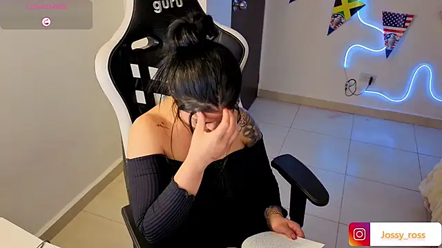 Victoryyy_ webcam