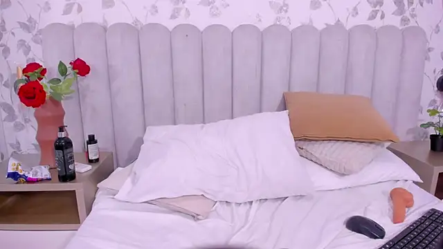 luciagray1 webcam