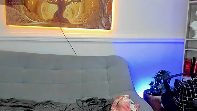 Lucifer_shadow webcam