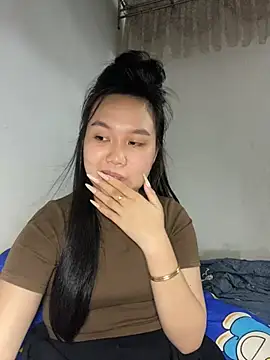 Almira6868 webcam