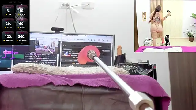 Paulina_Davis_ webcam