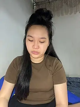 Almira6868 webcam