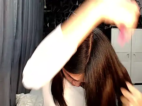 GORGEOUS_CARMEE webcam