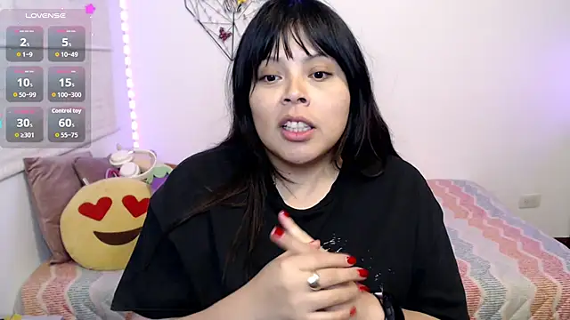 EllieMoonX webcam