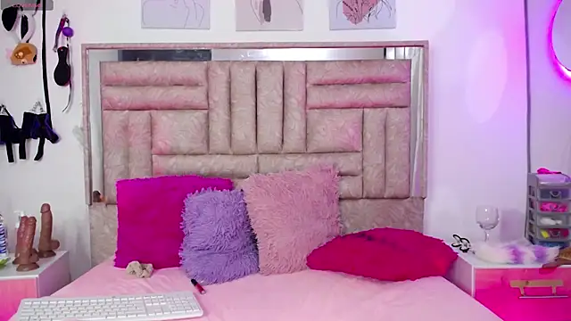 Bombom_Lux webcam
