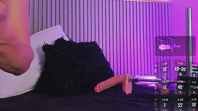 ashvalentine_ webcam