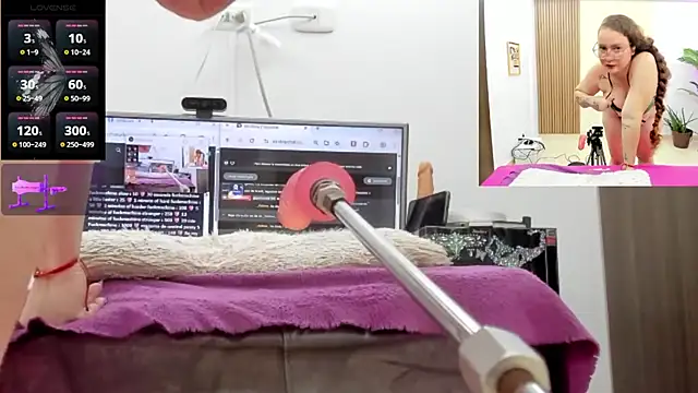 Paulina_Davis_ webcam