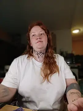 CURVYSAKURA webcam