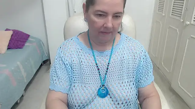 leonela_69 webcam