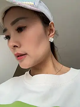 okgirl_23 webcam
