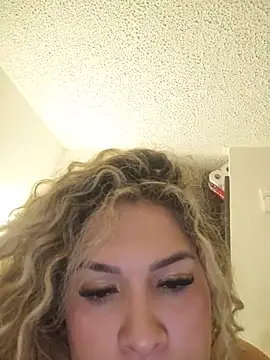 Sara_smiiith211 webcam