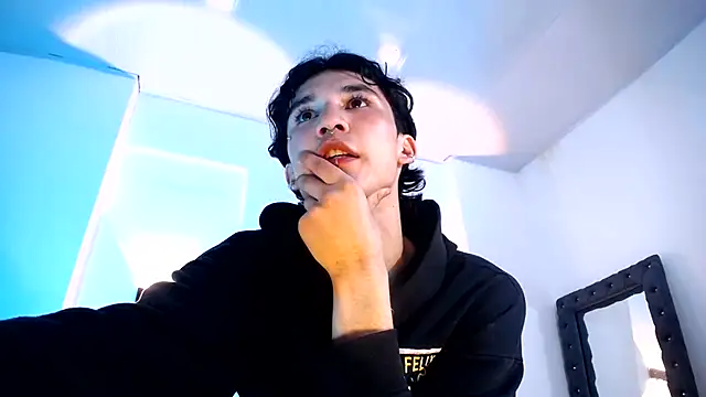 jullian_ricci webcam