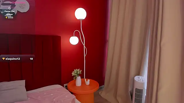AgnesBeautiful webcam