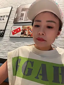 okgirl_23 webcam