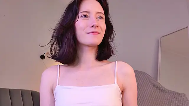 Monica_Sky webcam