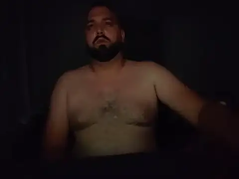 Horneymonster222 webcam