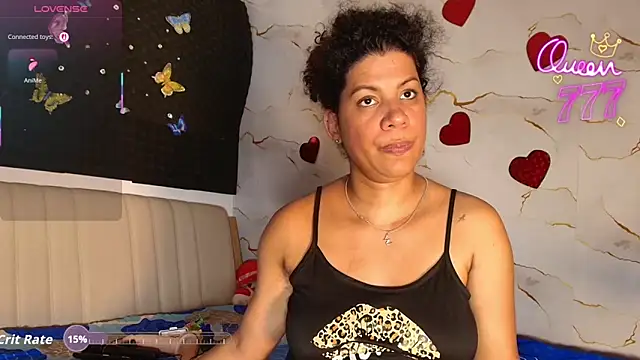 golden_goddess38 webcam