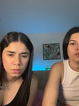 Layla_Rachel webcam