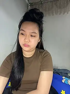 Almira6868 webcam
