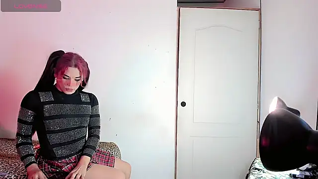 ladanisha (T milf) - SHOW HARD COCK 1MIN🍆😈