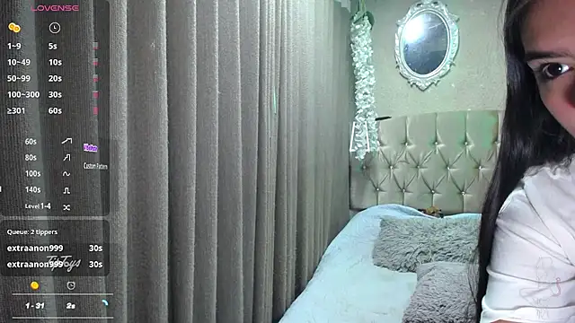 Dreams_sophi live cam on StripChat